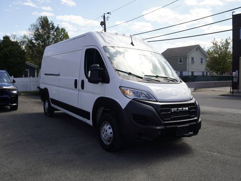 Used 2023 RAM ProMaster 2500 FWD image 8