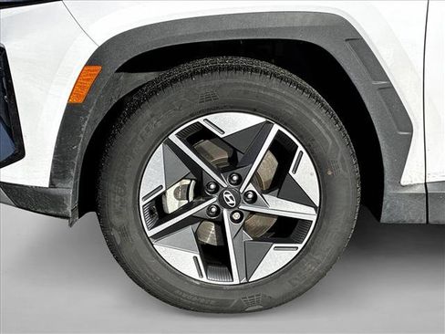 Certified 2025 Hyundai Tucson SEL image 9
