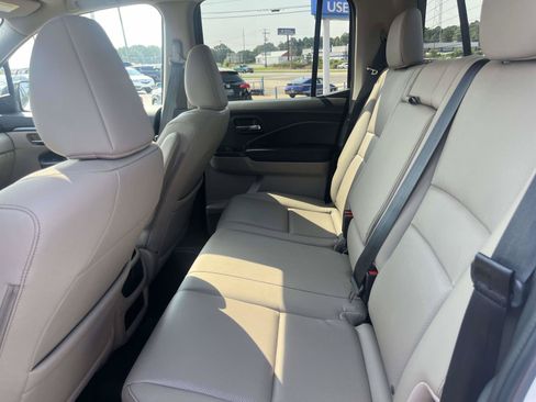 Certified 2023 Honda Ridgeline RTL image 11