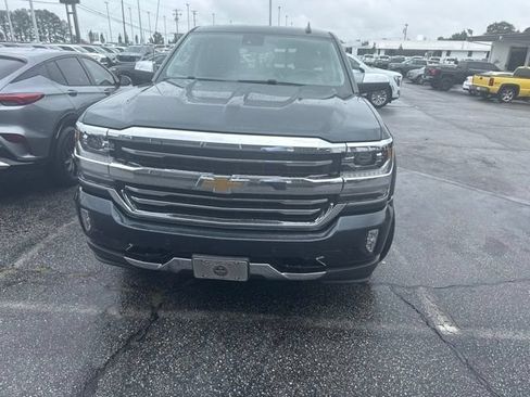 Used 2018 Chevrolet Silverado 1500 High Country AWD/4WD image 12