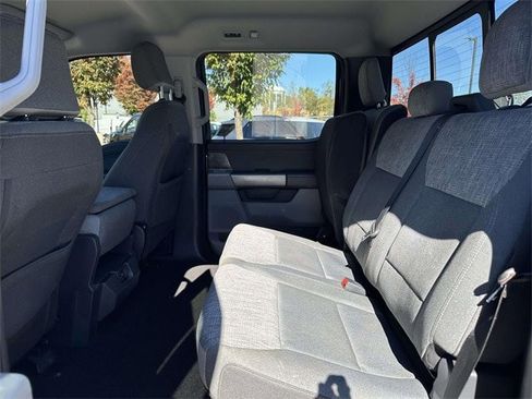 Certified 2022 Ford F150 XLT w/ Equipment Group 302A High image 22