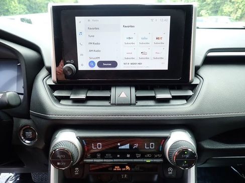 Certified 2025 Toyota RAV4 XLE AWD/4WD image 28