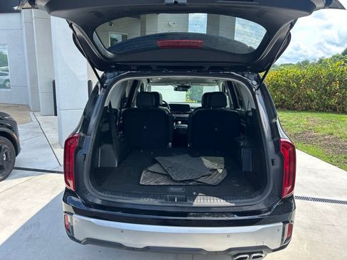 Certified 2024 Kia Telluride S w/ S Sunroof Package AWD/4WD image 12