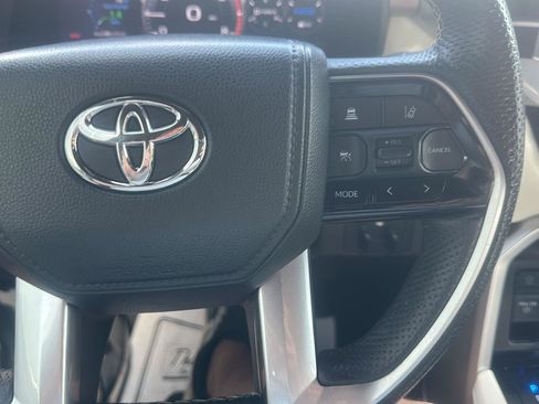 Used 2022 Toyota Tundra Capstone AWD/4WD image 30