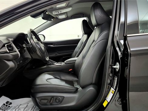 Used 2024 Toyota Camry XSE FWD image 25