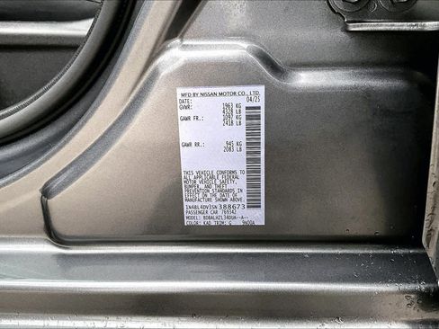 Used 2025 Nissan Altima 2.5 SV image 36