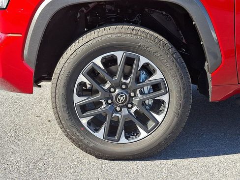 New 2026 Toyota Tundra Limited AWD/4WD image 19