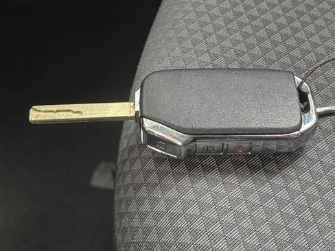 Used 2025 Kia Soul LX w/ LX Technology Package FWD image 21