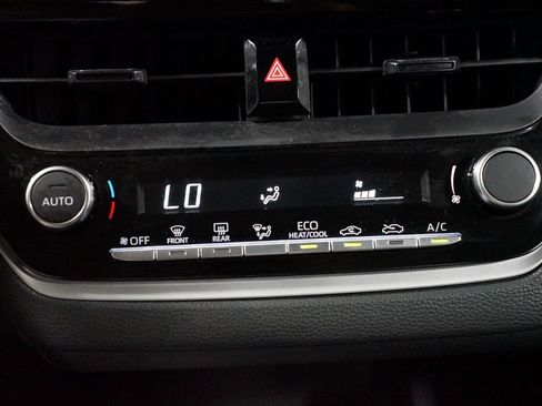 Certified 2024 Toyota Corolla LE FWD image 20