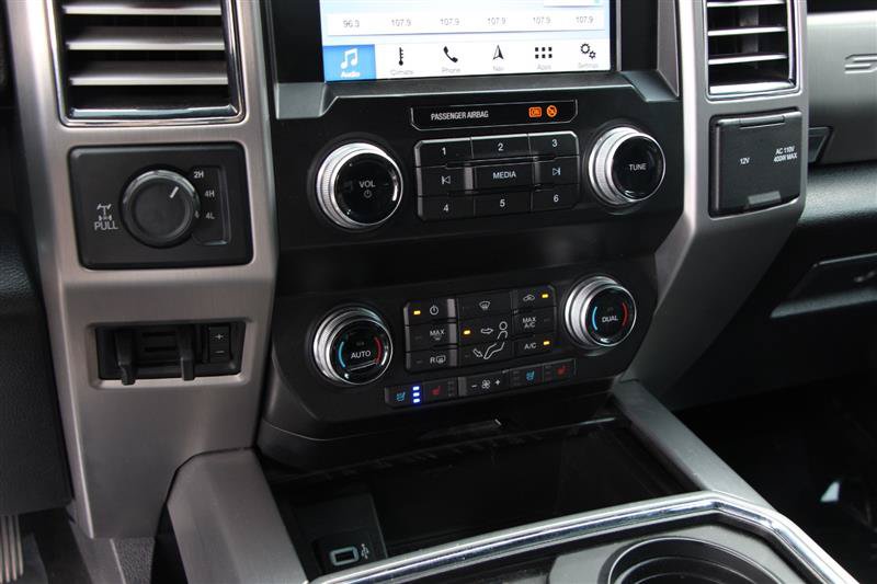 Used 2019 Ford F350 Platinum w/ Platinum Ultimate Package AWD/4WD image 27