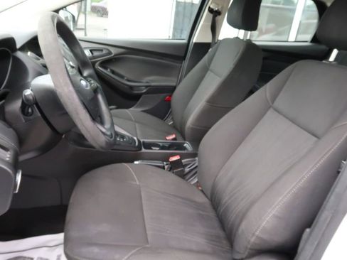 Used 2016 Ford Focus S FWD image 5