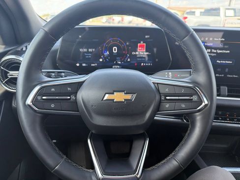 Used 2025 Chevrolet Equinox LT AWD/4WD image 20