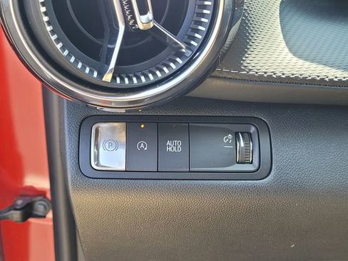 Used 2025 Chevrolet Equinox LT w/ Convenience Package II FWD image 25