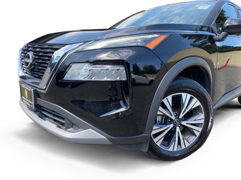 Used 2023 Nissan Rogue SV image 9