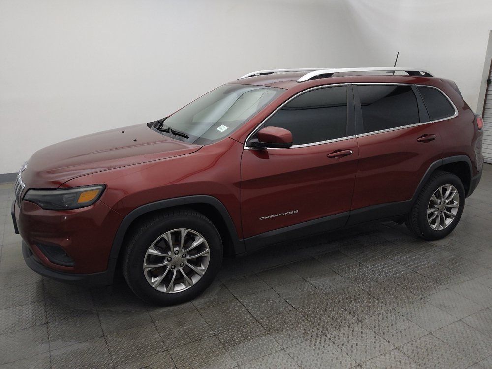 Used 2019 Jeep Cherokee Latitude Plus FWD image 2