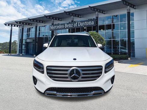 Used 2025 Mercedes-Benz GLB 250 image 9