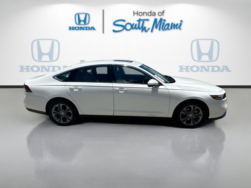 Certified 2024 Honda Accord EX image 8