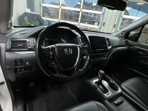 Used 2017 Honda Ridgeline RTL-T image 13