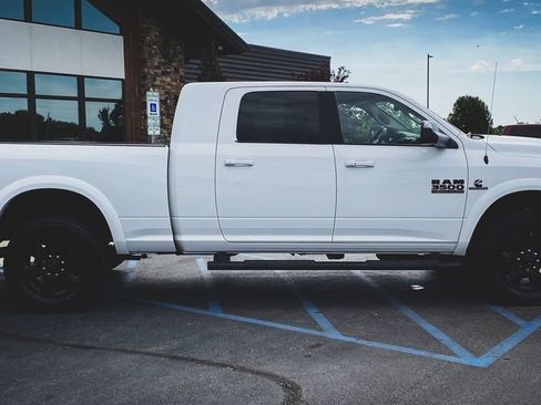 Used 2018 RAM 3500 Laramie w/ Sport Appearance Group AWD/4WD image 13