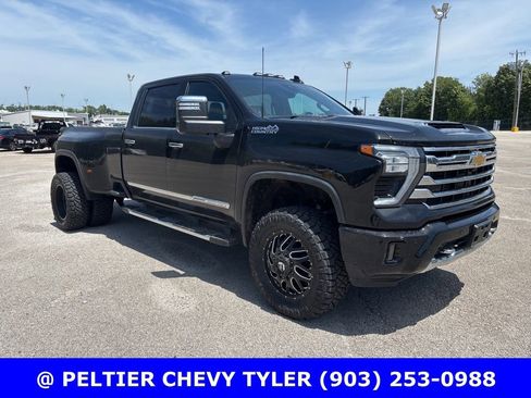 Used 2024 Chevrolet Silverado 3500 High Country w/ High Country Premium Package AWD/4WD image 1
