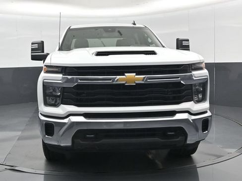 Used 2026 Chevrolet Silverado 2500 LT AWD/4WD image 39