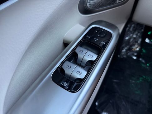 Certified 2026 Mercedes-Benz C 300 4MATIC Sedan image 24