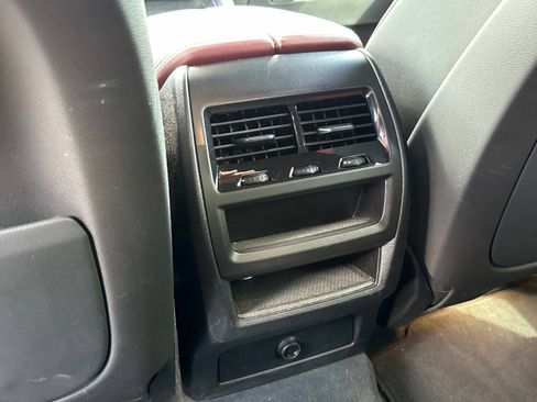 Used 2024 BMW X6 xDrive40i image 36