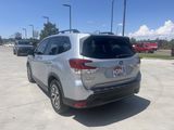 Used 2020 Subaru Forester Premium image 6