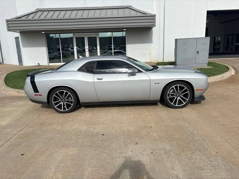Used 2023 Dodge Challenger R/T w/ Plus Package RWD image 3