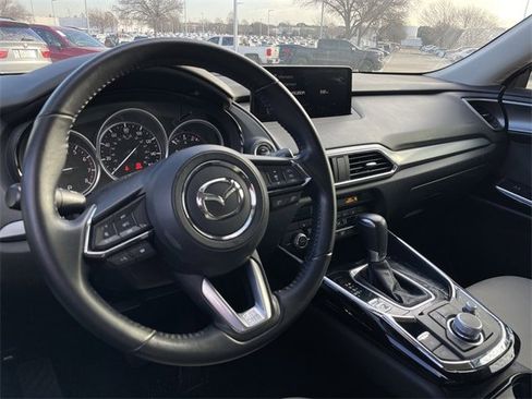 Used 2023 MAZDA CX-9 Touring image 11