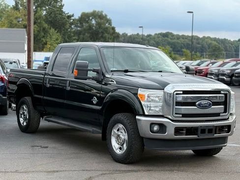 Used 2015 Ford F250 XLT w/ FX4 Off-Road Package image 32
