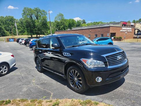 Used 2013 INFINITI QX56 4WD w/ Deluxe Touring Pkg image 3