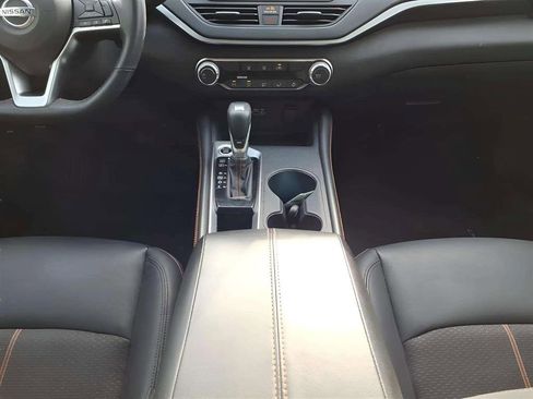 Used 2022 Nissan Altima 2.5 SR image 11