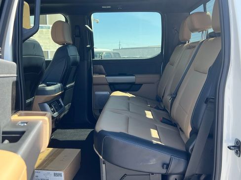 New 2025 Ford F350 Lariat w/ Lariat Ultimate Package image 23