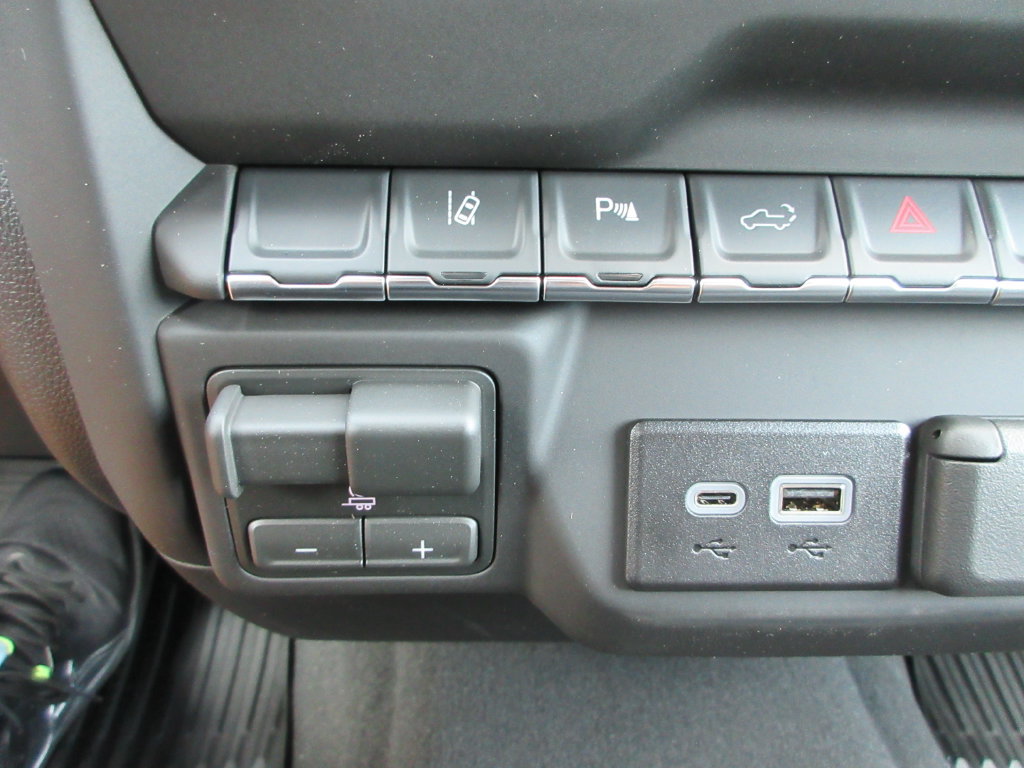 New 2026 Chevrolet Silverado 2500 Custom w/ Custom Convenience Package AWD/4WD image 31