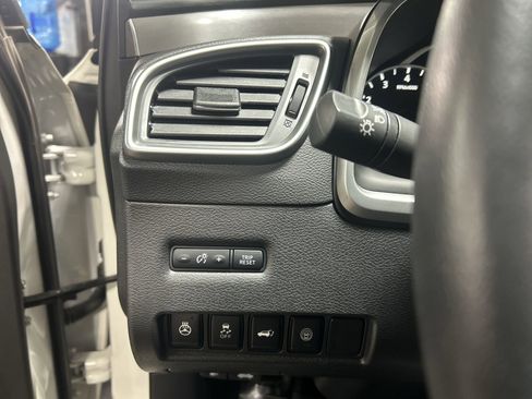 Used 2023 Nissan Murano SL w/ SL Moonroof Package image 19