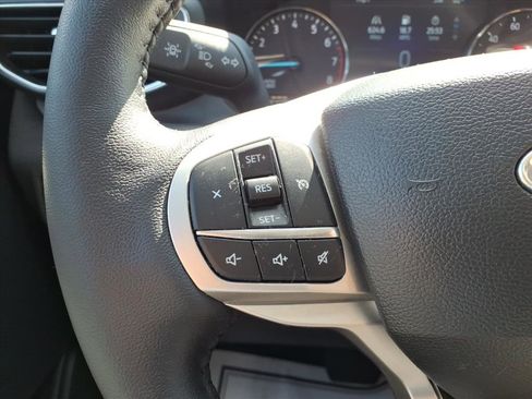 Certified 2023 Ford Explorer XLT w/ Equipment Group 202A image 18