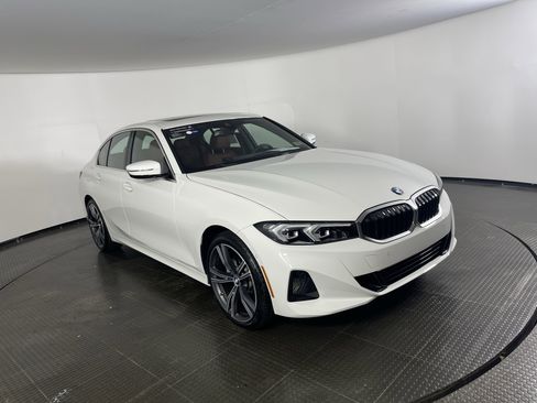 Certified 2024 BMW 330i xDrive Sedan w/ Premium Package image 2