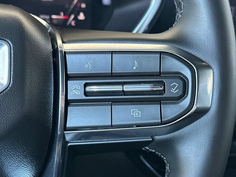 Used 2026 GMC Canyon Elevation w/ Convenience Package RWD image 32