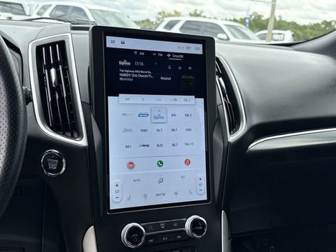 Used 2024 Ford Edge ST-Line image 26