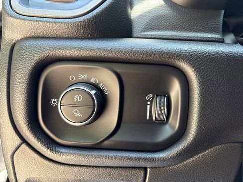 Used 2025 RAM 1500 Tradesman AWD/4WD image 23