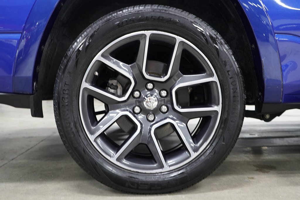 Used 2019 RAM 1500 Laramie RWD image 34