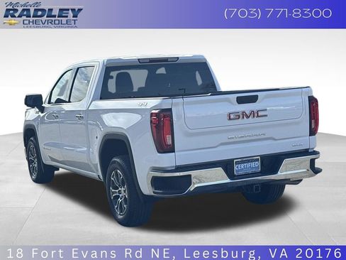 Used 2025 GMC Sierra 1500 SLT image 2