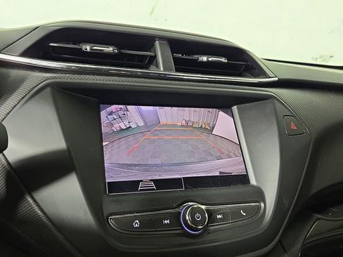 Used 2021 Chevrolet TrailBlazer LS FWD image 18