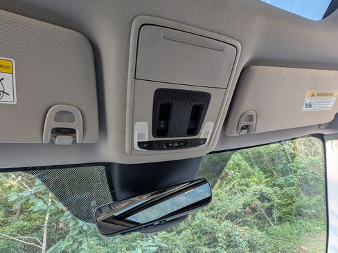 Used 2023 Honda Pilot Elite image 32