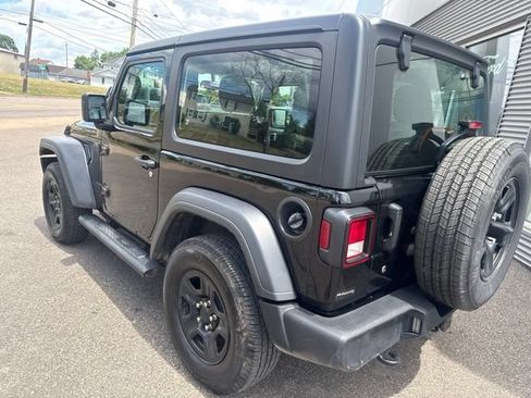 Used 2023 Jeep Wrangler Sport AWD/4WD image 8