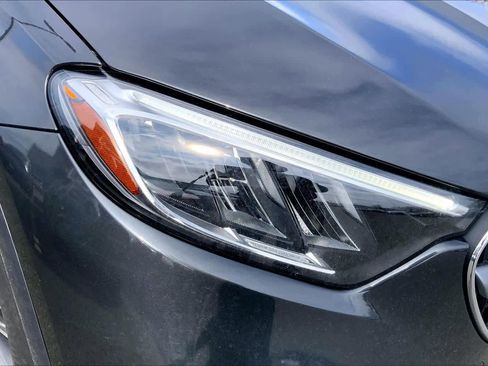 Used 2024 Mercedes-Benz GLC 300 4MATIC image 28