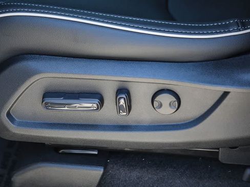 Used 2026 Honda Pilot Elite image 11