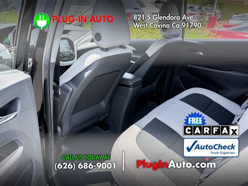 Used 2018 Chevrolet Bolt LT FWD image 9