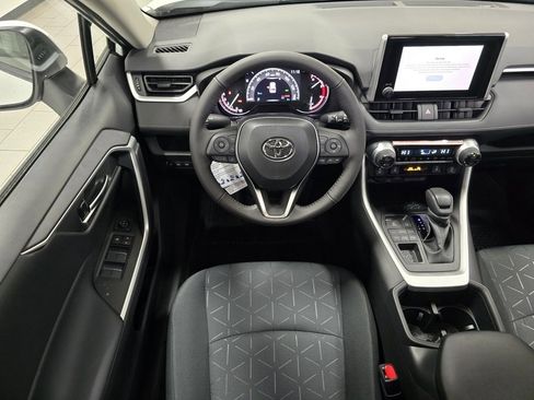New 2025 Toyota RAV4 XLE image 25